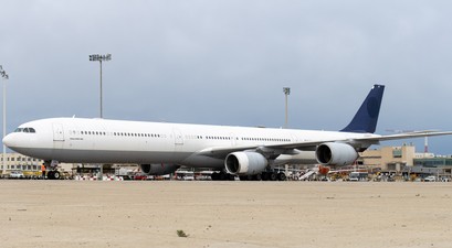 ex lufthansa airbus a340 600 d aihv palma usc