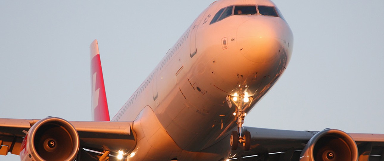 Airbus A321 mit dem Kennzeichen HB-IOH: Der  Swiss-Flieger kehrt aus Amman zurück.