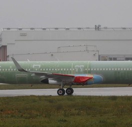 A321 Neo für Delta Air Lines: Die Sonderlackierung überrascht mit Grau statt Rot im Leitwerk
