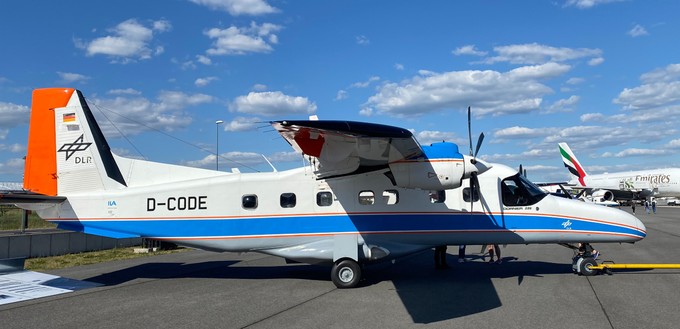 ... eine Dornier Do 228-101.