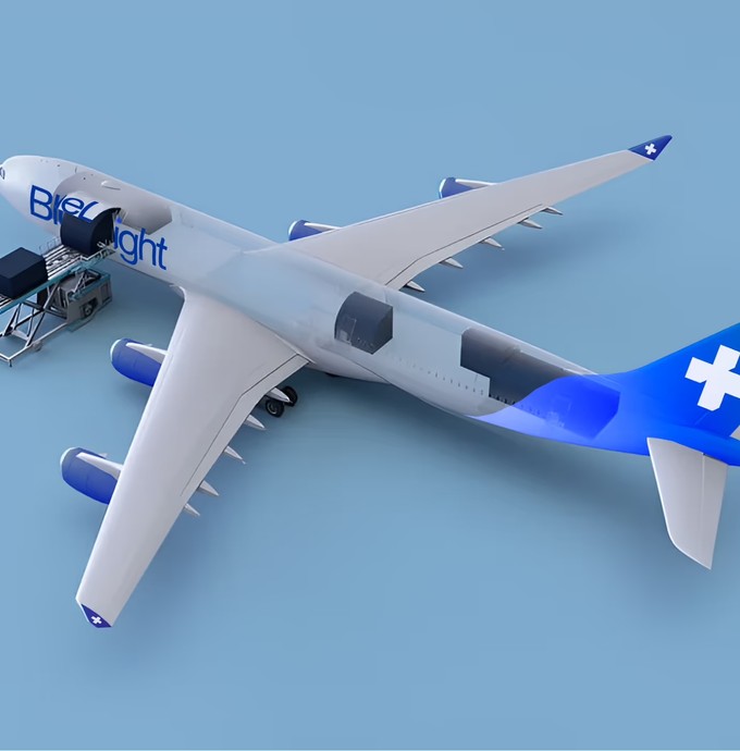 Skizze des Airbus A340 von Bluelight Humanitarian Airlines: Flexibel einsetzbar.