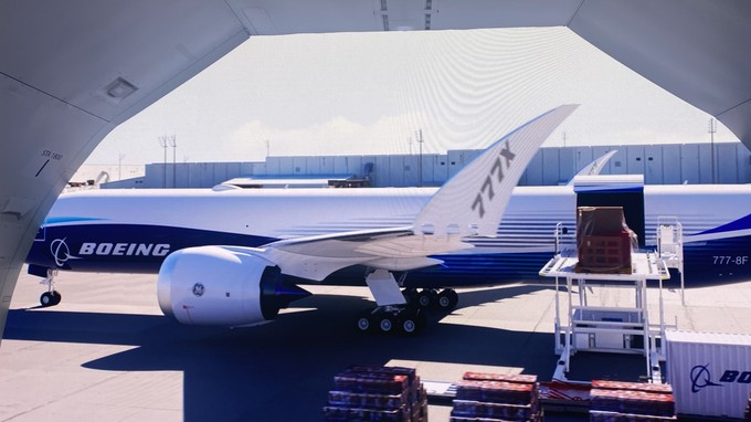 Boeing 777-8 F - leider nicht echt, sondern nur eine Visualisierung von Boeing bei der Paris Air Show. Der Frachter ist für 2028 geplant.