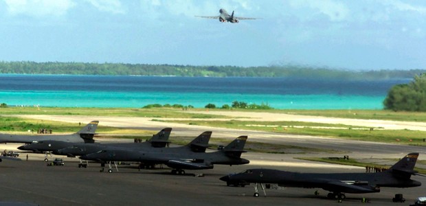 Militärflughafen auf Diego Garcia: Wurde MH370 abgeschossen?