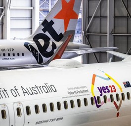 Airbus A320 und Boeing 737 mit Spezialbeklebung. Das Yes von Qantas sorgt für Kritik.