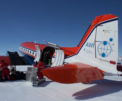 Die Polar 6 im Einsatz. Die beiden Basler BT-67 des Alfred-Wegener-Instituts haben eine Reichweite von 2300 Kilometer, leer kommen sie sogar 30o0 Kilometer weit.
