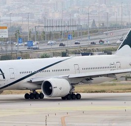 Eine Boeing 777-200 von Pakistan International Airlines: In Malaysia wurde jetzt zum zweiten Mal eine Triple Seven der Airline  festgesetzt.