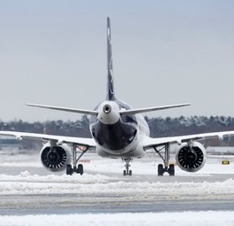 Winter am Flughafen Frankfurt: Viel Arbeite, wenns mal wirklich schneit.