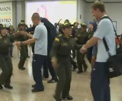 So lässt sich doch jeder gern am Flughafen begrüßen.