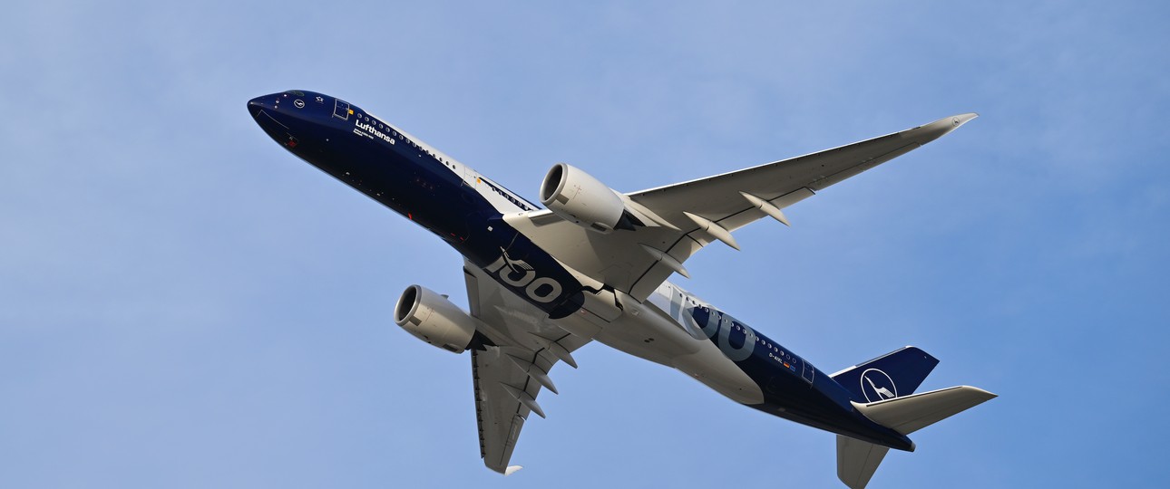 Airbus A350 von Lufthansa: Wer auf Langstrecken seinen automatisch zugewiesenen Sitzplatz tauschen möchte, muss bei Lufthansa Group künftig in vielen Tarifen bezahlen.