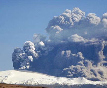Eyjafjallajökull-Ausbruch: So groß wird Easyjets Wolke nicht
