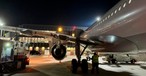 Bodenabfertigung am Flughafen Hannover in der Nacht: Viel los.