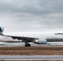 McDonnell Douglas MD-11 F von Lufthansa Cargo: Für reine Frachtflugzeuge besteht aktuell reichlich Nachfrage.