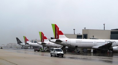 Flugzeuge von Tap am Flughafen Lissabon: Der Airport platzt aus allen Nähten.