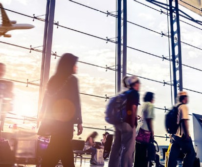 Flughafen: Bis 2018 wollen 80 Prozent der Flughäfen Beacons bereits aktiv nutzen, um Passagieren Orientierungs-Services zu bieten.