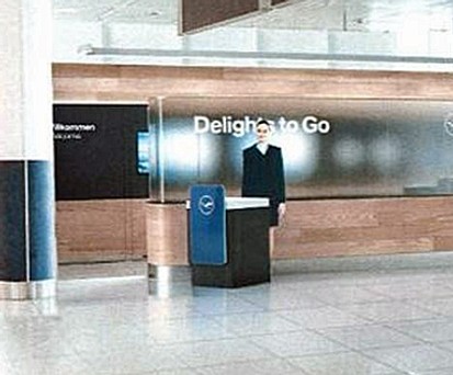 Die Automatenzone: Vielflieger können sich hier fliegend etwas zu Essen holen.