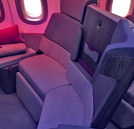 Airbus Settee Corner: Sofa statt ausfahrbarer Liegesitz