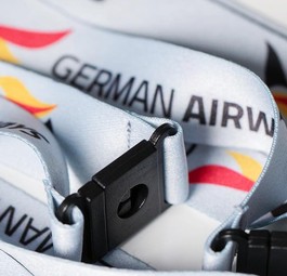Schlüsselanhänger von German Airways: Nun mehr als eine Marke, ein richtiger Name.