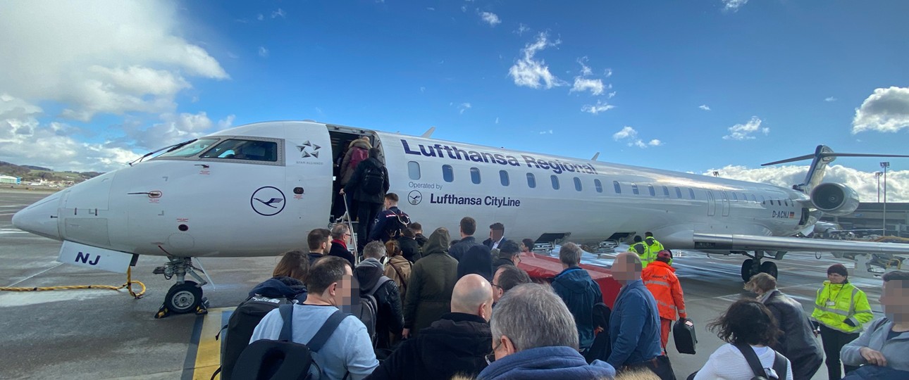 Bombardier CRJ 900 von Lufthansa: Die Fluggesesllschaft beginnt mit der Ausflottung.