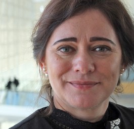 Jóhanna á Bergi ist seit 2015 Chefin von Atlantic Airways. Zuvor arbeitete die studierte Marketingexpertin für eine Fährgesellschaft und einen Fisch- und Meeresfrüchtekonzern.