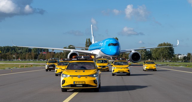 KLM erster Airbus A350 in Amsterdam