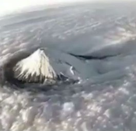 Wolkenschauspiel über dem Fuji