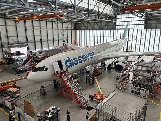 Den Airbus A330-300 mit der Kennung D-AIKP hat Discover erst in diesem Jahr von Lufthansa bekommen.