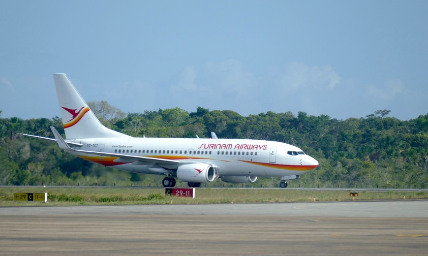 Boeing 737 von Surinam Airways: Die Fluglinie kämpft seit Jahren mit finanziellen Problemen. 