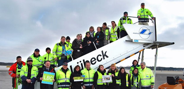 Mitarbeiter des Flughafens Lübeck: Momentan ist die Lage verworren.