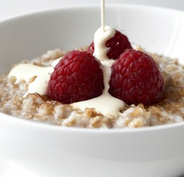 Qatar Airways will an Bord mehr gesunde Optionen anbieten - wie etwa dieses Müsli.