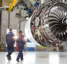 Produktion des Trent XWB: Rolls Royce baut die Triebwerke nun auch in Dahlewitz zusammen.
