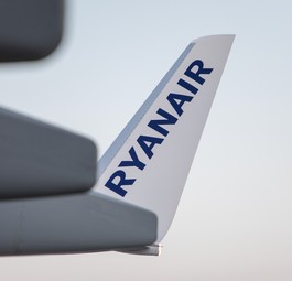 Flügelspitze von Ryanair: Weniger in Berlin zu sehen.