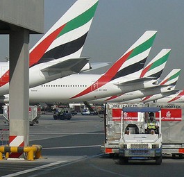 Emirates-Jets in Dubai: Eine Dekade organisches Wachstum