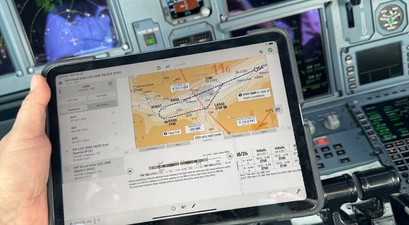 Das Ziel auf dem Tablet: Im Airbus A319 ...