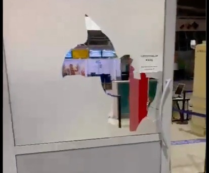 Zerstörung am Flughafen Almaty: Protestierende stürmten den Airport.