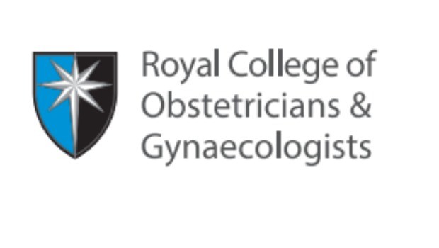 Die englische Vereinigung «Royal College or Obstetricians and Gynaecologists» hat einen neuen Leitfaden für Schwangere, die eine Flugreise planen, herausgegeben. Dieser soll ihnen helfen, zu entscheiden, ob sie eine Flugreise antreten können oder nicht.