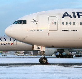 Zwei der drei Air-France-Jets in Irkutsk: Probleme mit Rauch und Hydraulik.