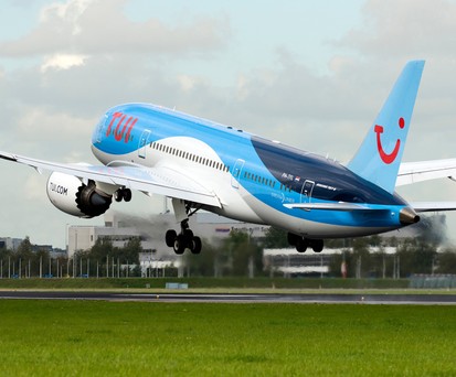 Boeing 787-8 der niederländischen Tui: Transportiert bis zu 305 Reisende in zwei Klassen.