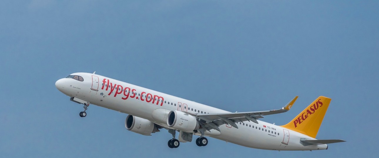 Airbus A321 Neo von Pegasus Airlines: Beim Start in Frankfurt ging bei einem Flugzeug der Airline etwas schief. 