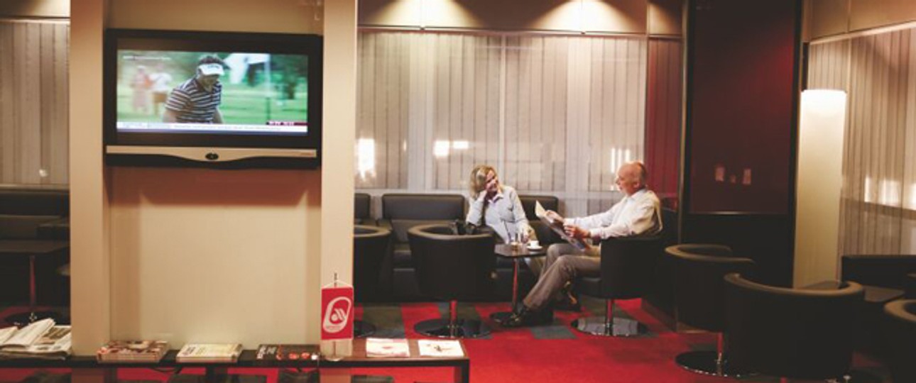 Business-Lounge von Air Berlin in Düsseldorf: Bald auch für Europa-Reisende zugänglich.