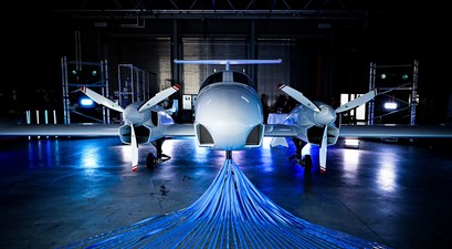 Apus-i2 beim Rollout im Herbst 2024: Das Flugzeug wird seperat verkauft.