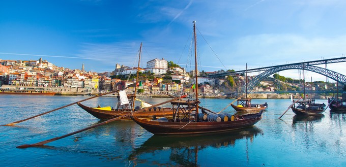 Portugal (hier Porto) kam sogar auf minus 41 Prozent.