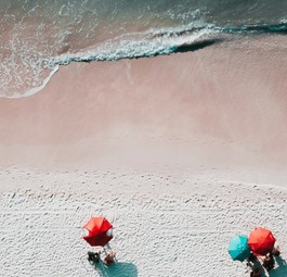 Urlaub am Strand: Die Menschen suchen Erholung im Süden.