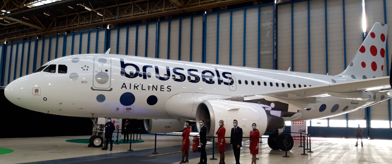 Flieger im neuen Brussels-Airlines-Design: Das Wort brussels ist nun deutlich größer als zuvor.