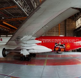 Iberia Weltmeisterschaft-Lackierung: Die Airline schickte den Airbus A350 nach Argentinien. 