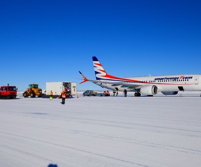 Premiere: Erstmals landete eine Boeing 737 Max in der Antarktis.