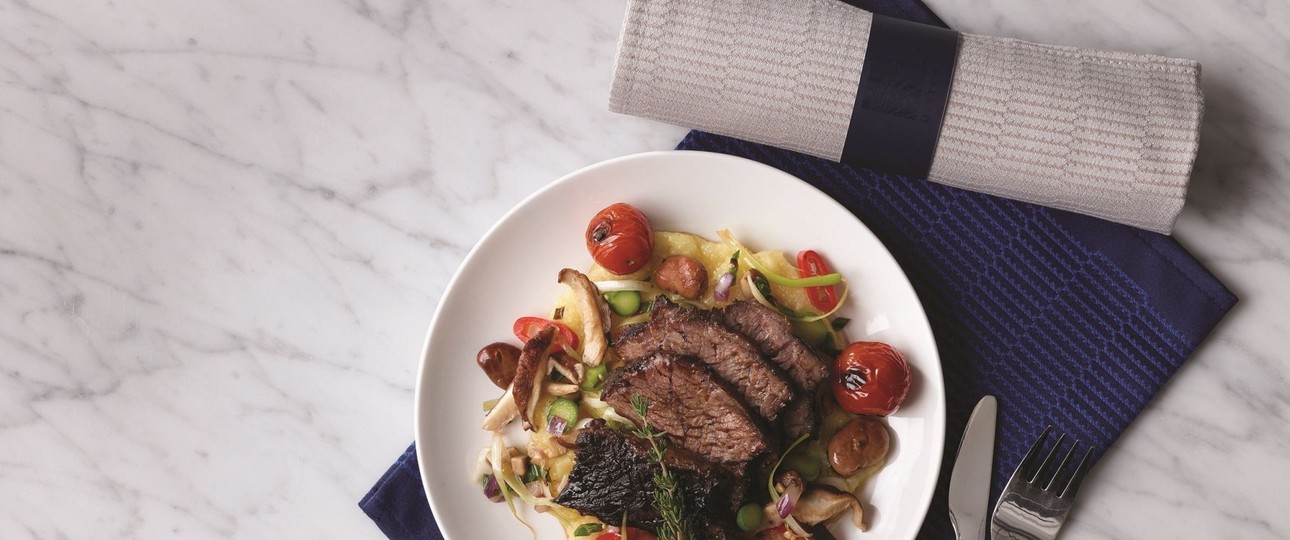 Essen von United Airlines: Demnächst vor dem Flug hergerichtet.