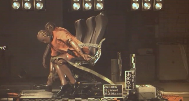 Test von Flugzeugsitzen: Nur männliche Dummies