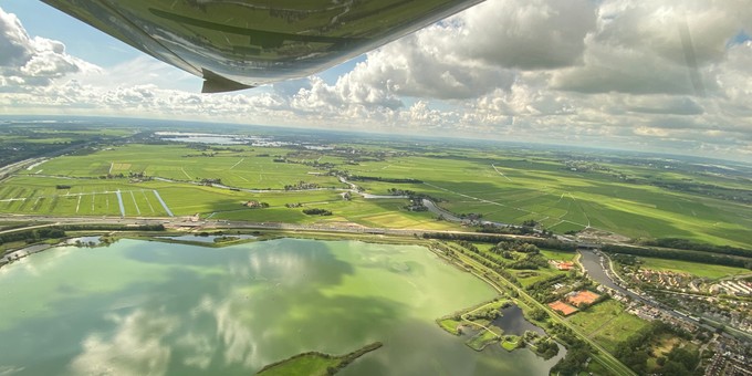 ... Flugzeit zum Airport Amsterdam Schiphol, wo ...