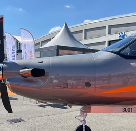 Pilatus PC-12 Pro: Die Schweizer zeigen das Flugzeug mit der Nummer 3001.
