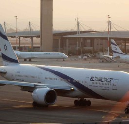 Boeing 777 von El Al: Die Airline stattet ihre Boeing 777-Flotte mit neuen Kabinen aus.
